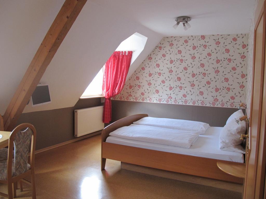 Hotel Weinhof Michael Morbach Zeltingen-Rachtig Habitación foto