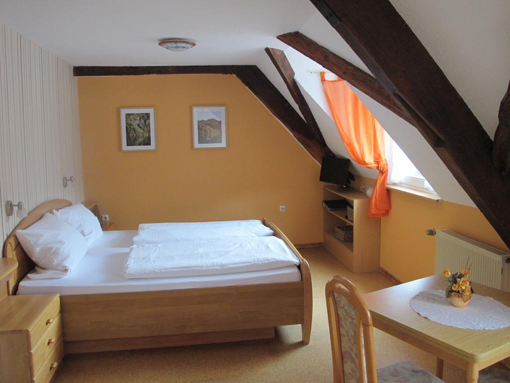 Hotel Weinhof Michael Morbach Zeltingen-Rachtig Exterior foto